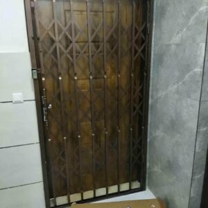 مدل های مختلف درب آکاردئونی و تفاوت آن ها در امنیت و قیمت