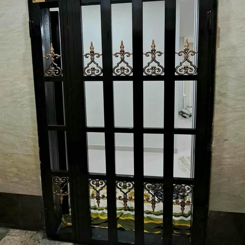 درب آکاردئونی ضد سرقت با تعداد گل متناسب