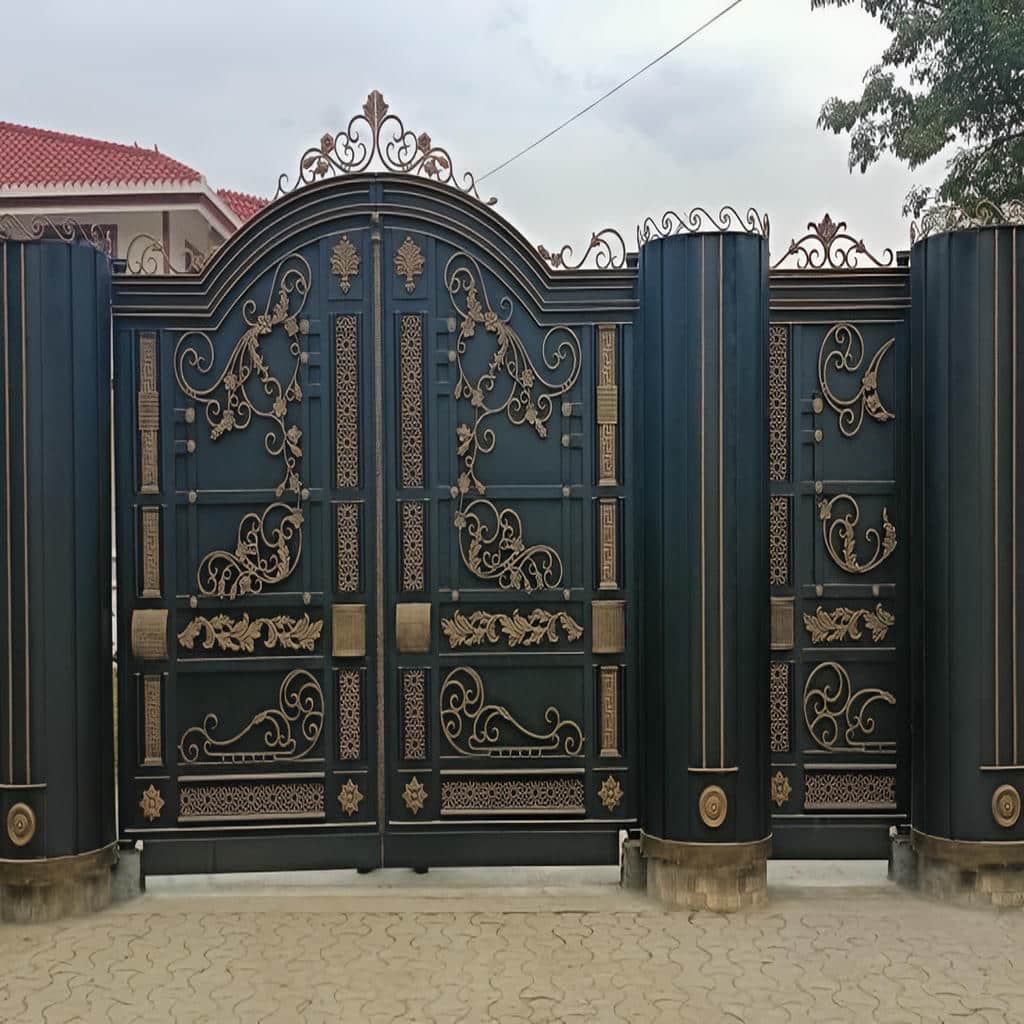 درب نفررو فلزی حیاط با رنگ کوره ای مقاوم