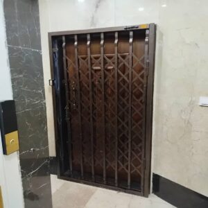 مدل مناسب حفاظ آکاردئونی برای درب ورودی