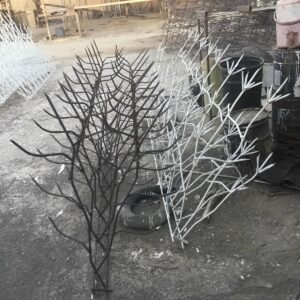 حفاظ شاخ گوزنی بلند روی دیوار