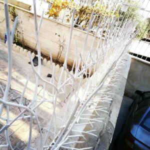 نرده سر دیوار آهنی