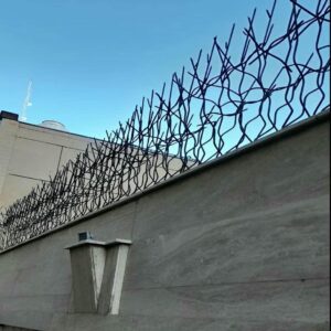 حفاظ جدید دیوار حیاط آهنی
