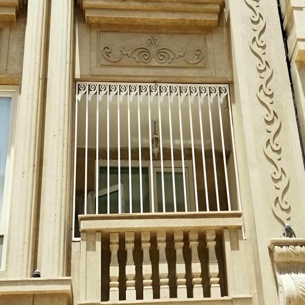 حفاظ پنجره فرفورژه لوکس با رنگ ضد زنگ