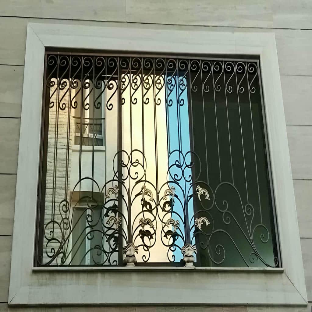 حفاظ پنجره رول شونده و کرکره ای با قفل ایمن داخلی