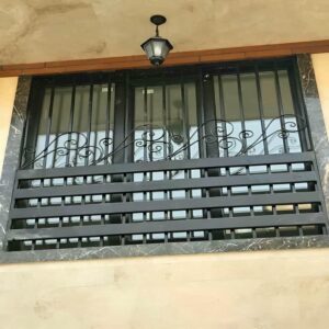 حفاظ و نرده پنجره با طراحی مدرن