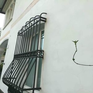 قیمت حفاظ پنجره بر اساس طرح و رنگ