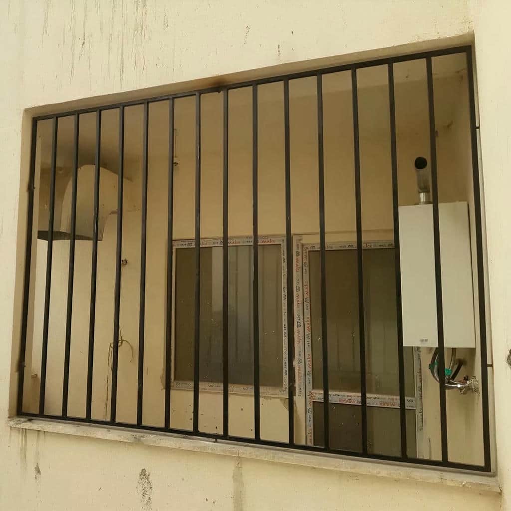 نصب آسان حفاظ پنجره با طراحی اختصاصی