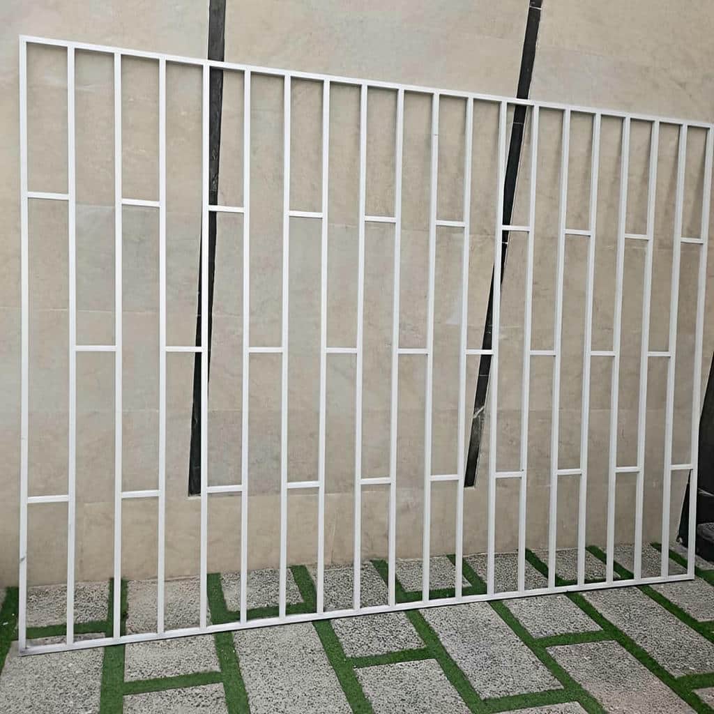 حفاظ پنجره ایمن طبقه همکف