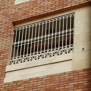 نرده دزدگیر پنجره با استحکام و کیفیت بالا