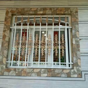 ترکیب زیبایی و امنیت با حفاظ پنجره فرفورژه