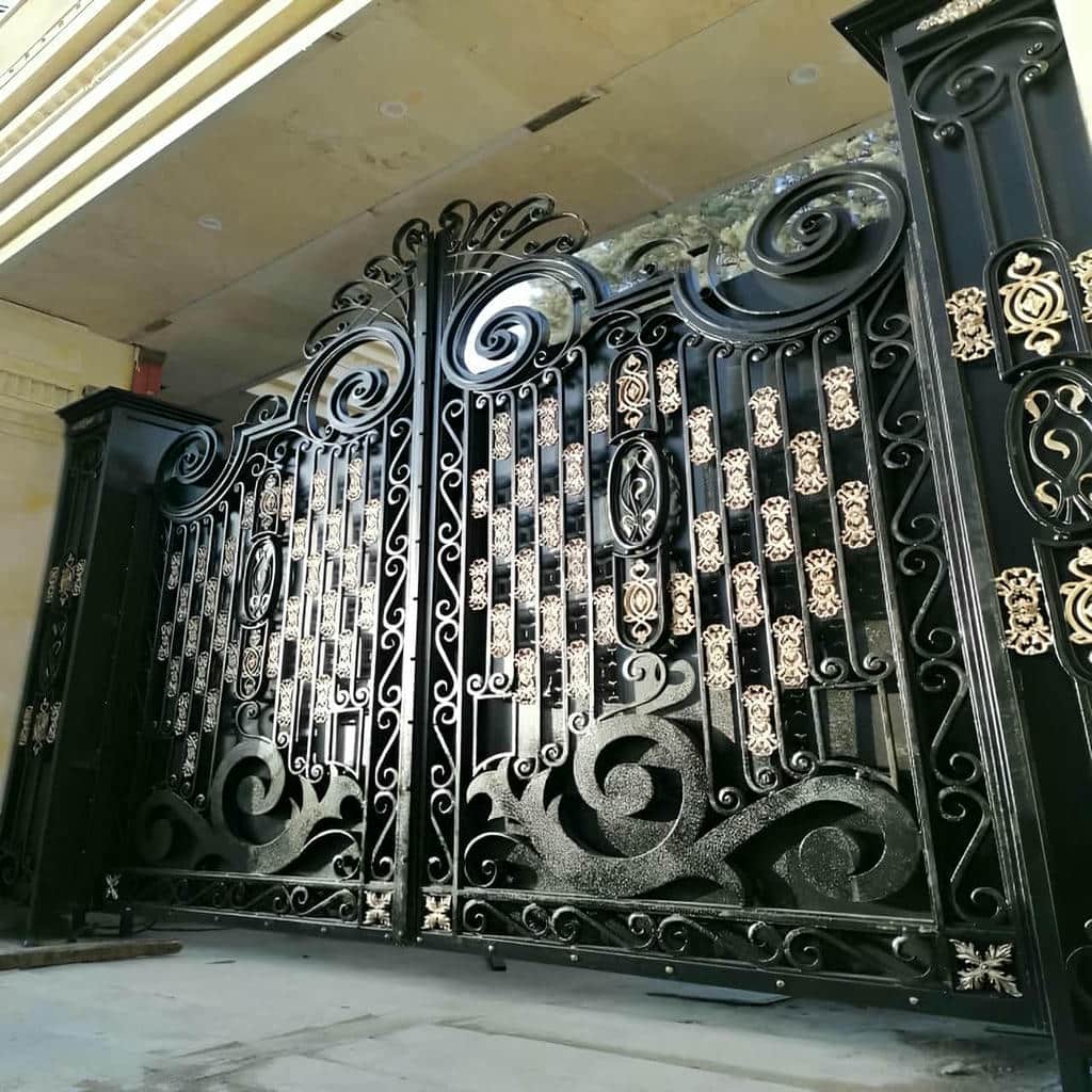 درب فرفورژه ویلایی با جوشکاری دقیق