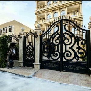 درب سبک وزن حیاط مناسب فضاهای مختلف