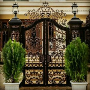 مدل مناسب درب ورودی ویلایی مدرن