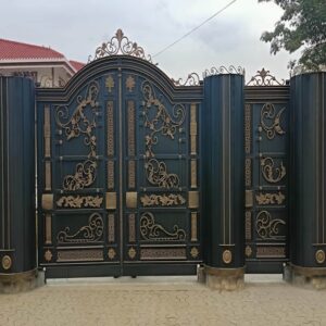 امنیت درب فلزی حیاط