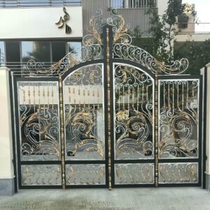 درب آهنی حیاط مستحکم و مقاوم