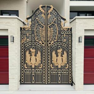 درب حیاط فلزی ایمن و زیبا