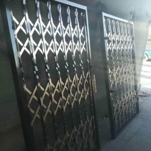 نقش قفل ریل و لولا در امنیت درب آکاردئونی