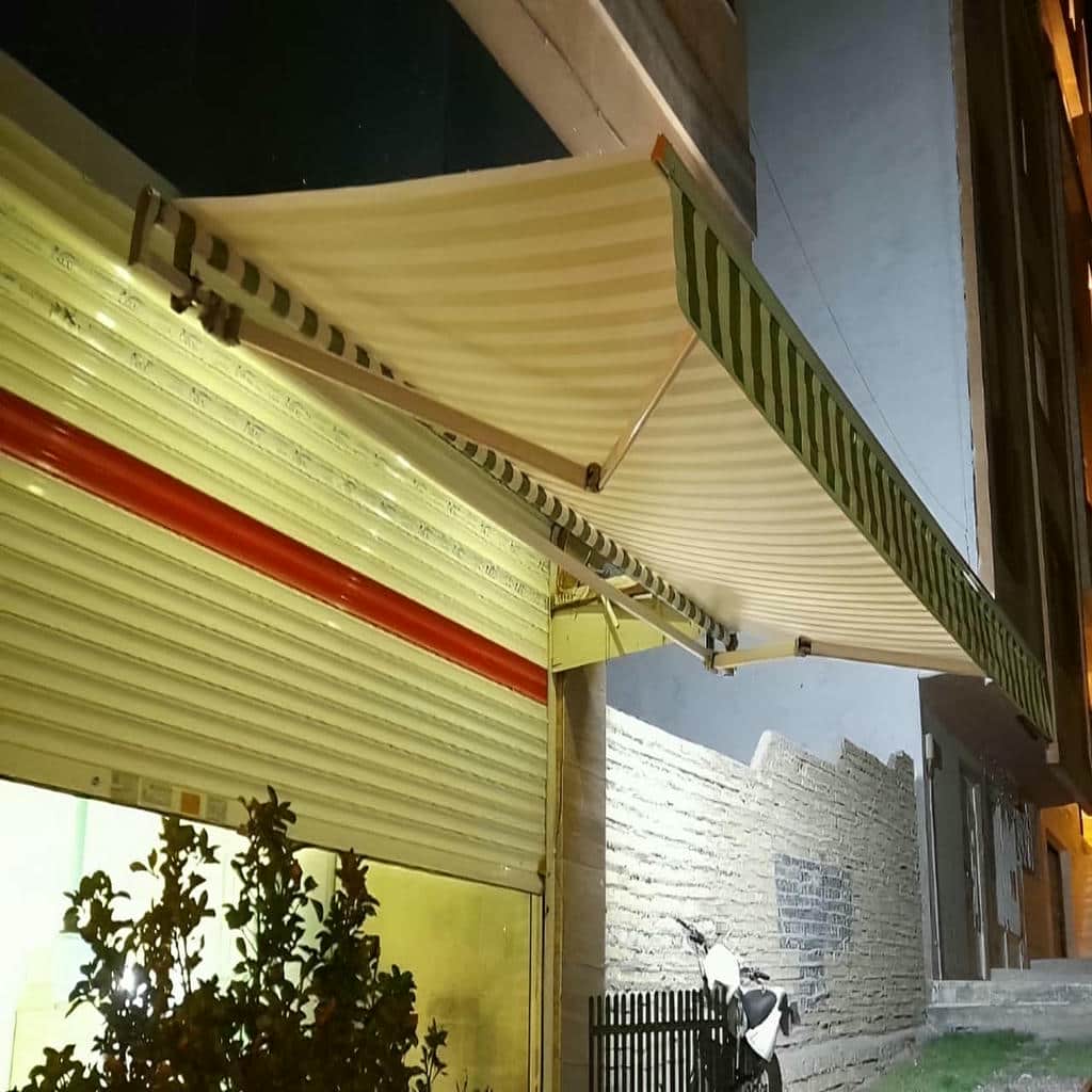 سایبان برقی در کرمان برای دهانه های بزرگ ساختمان