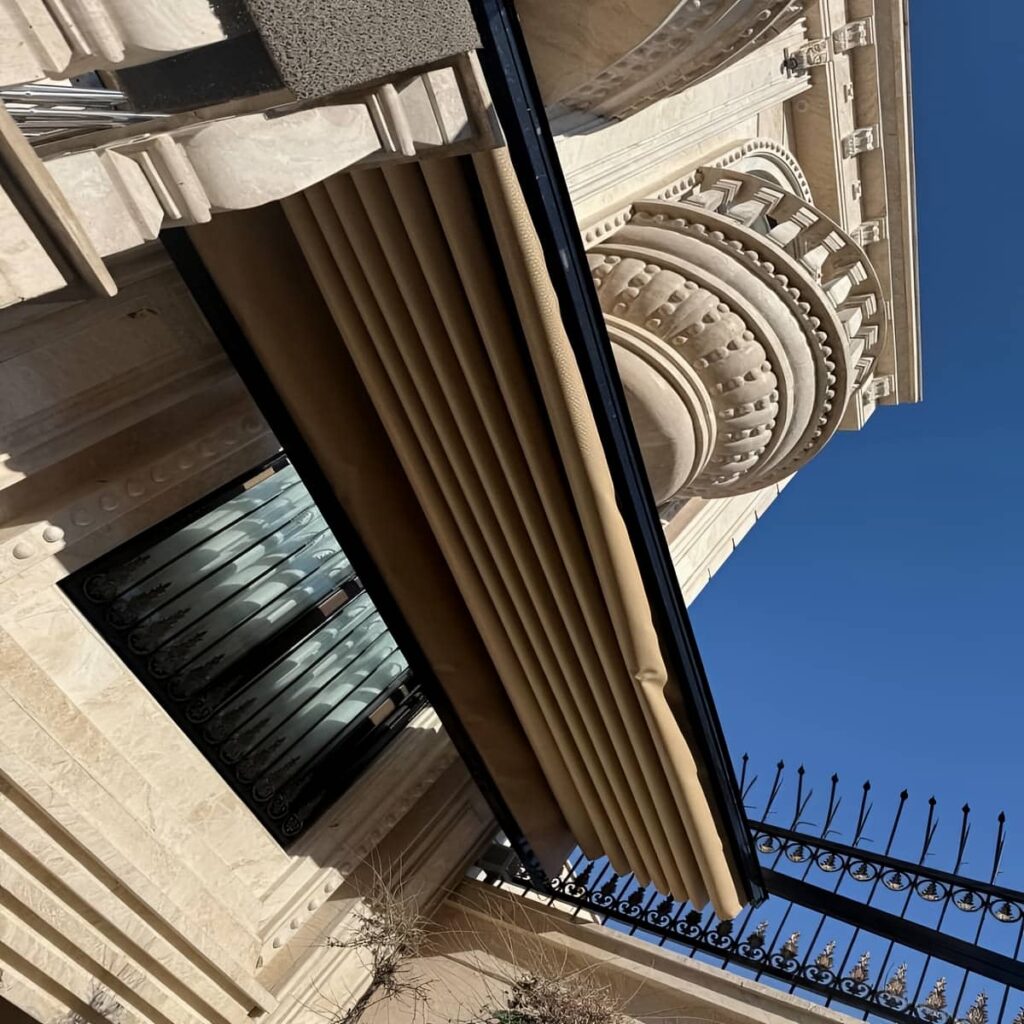 سایبان برقی در بجنورد با پارچه مناسب نما
