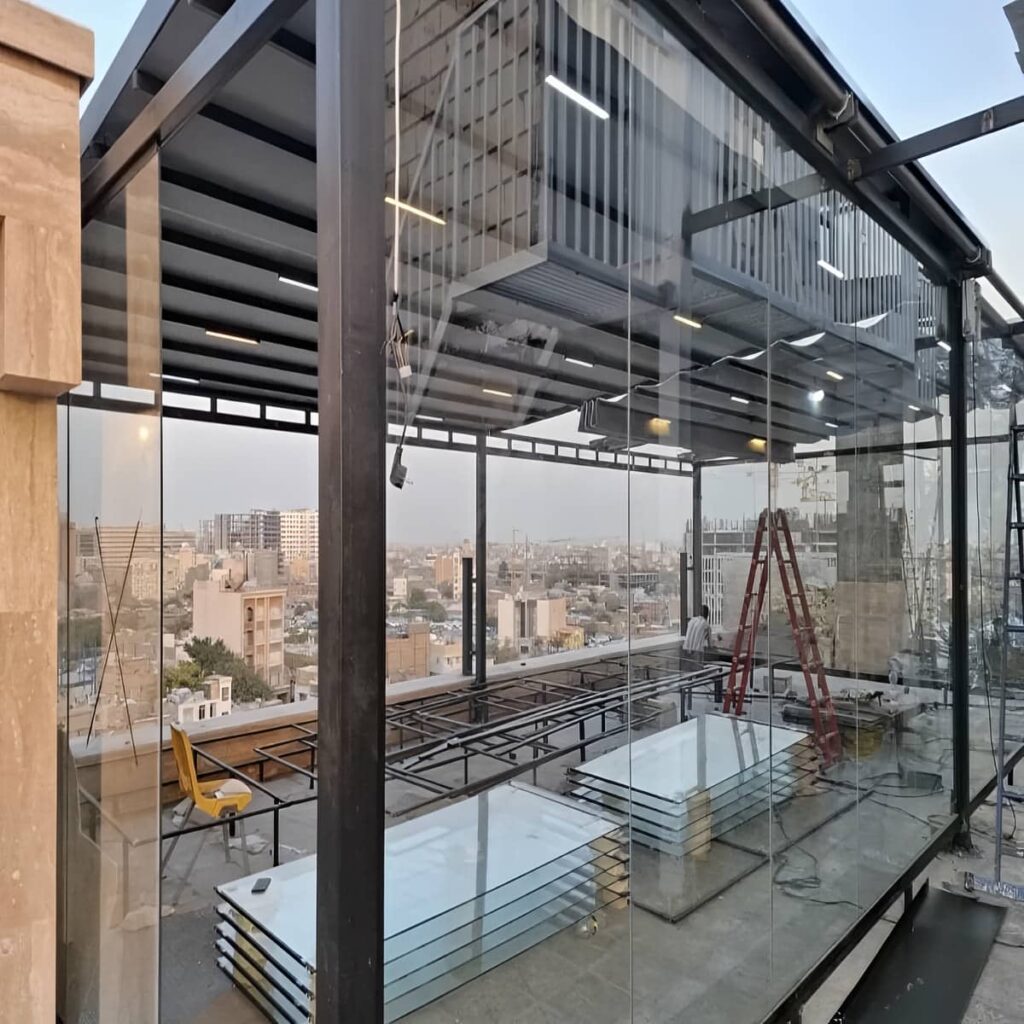 سایبان برقی در استان کرمان برای پوشش فضای باز