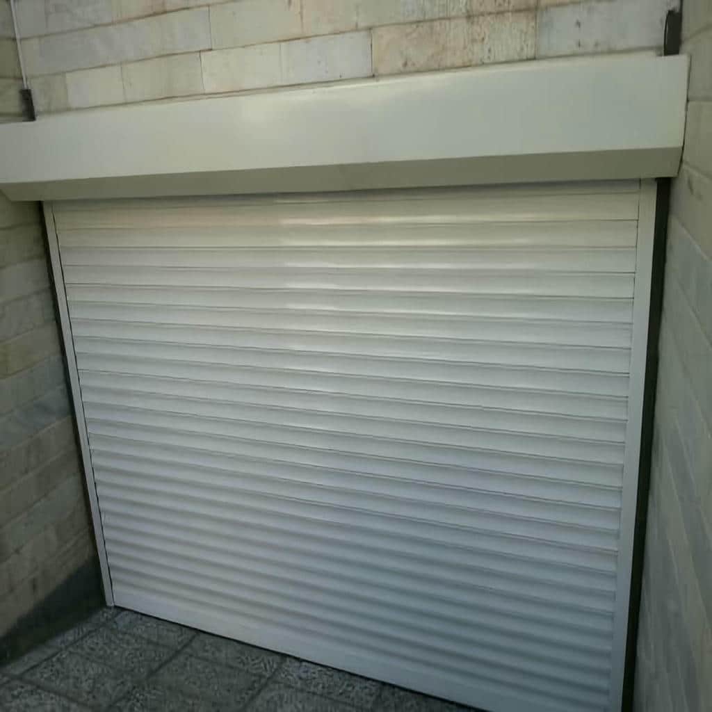کرکره اتوماتیک با ریل جانبی تراز شده