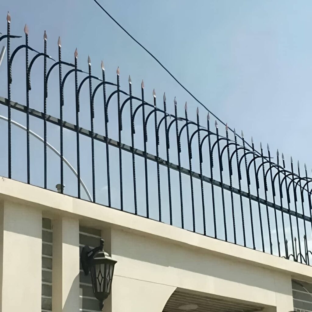 حفاظ دیوار در زاهدان با متریال فلزی برای ساخت سفارشی