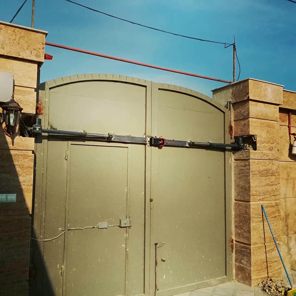 جک درب پارکینگ در استان سمنان در نمونه بازدید تخصصی پروژه