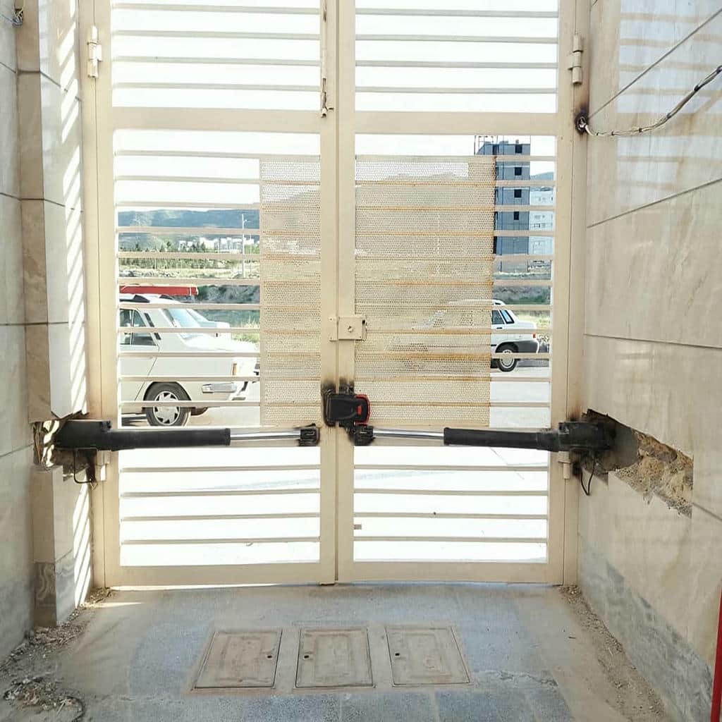 جک درب پارکینگ در زاهدان در نمونه بازدید تخصصی پروژه