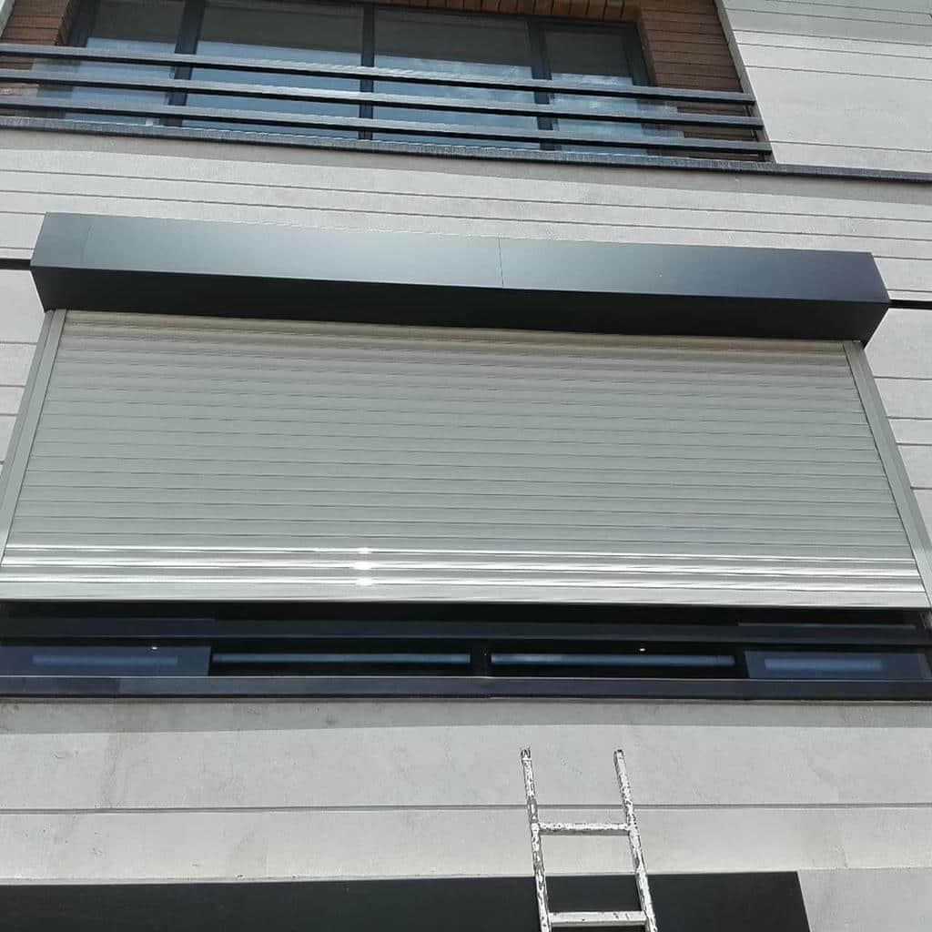 کرکره برقی آلومینیومی برای نمای مدرن در استان چهارمحال و بختیاری