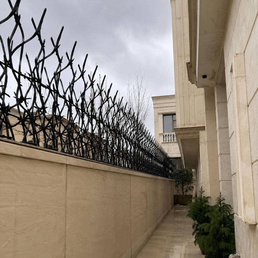 حفاظ ضد سرقت دیوار سرنیزه ای کلاسیک