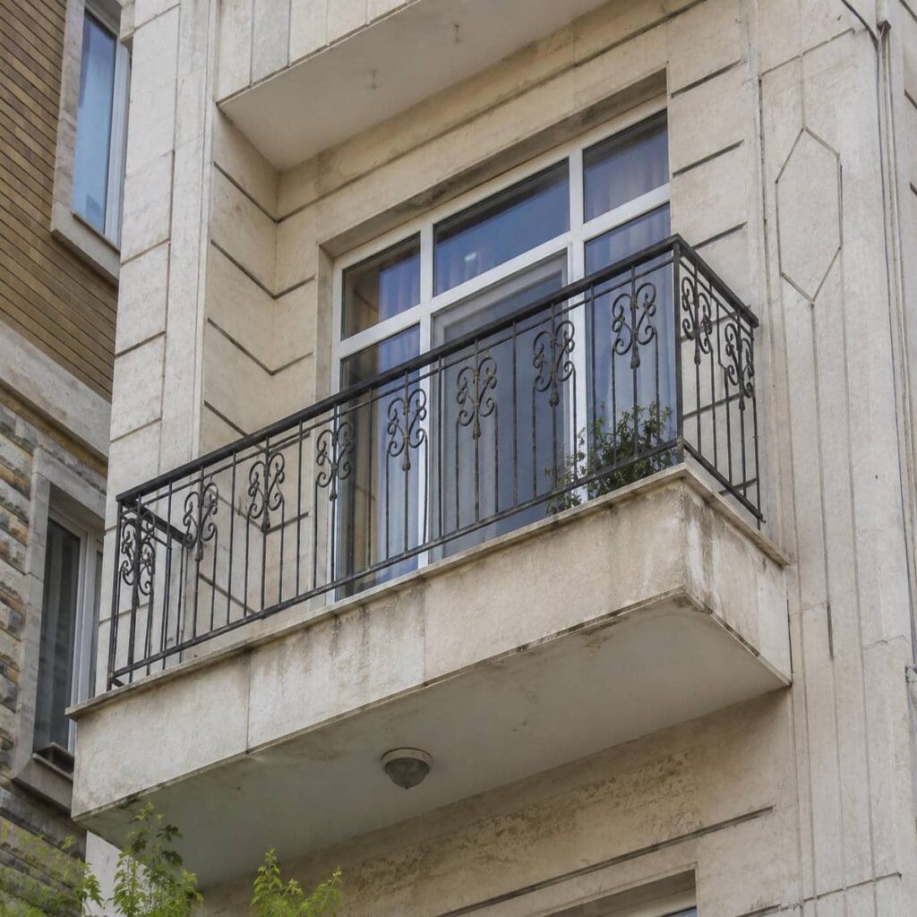 مرکز تخصصی عرضه نرده بالکن برای انتخاب مطمئن در کرمانشاه و حومه
