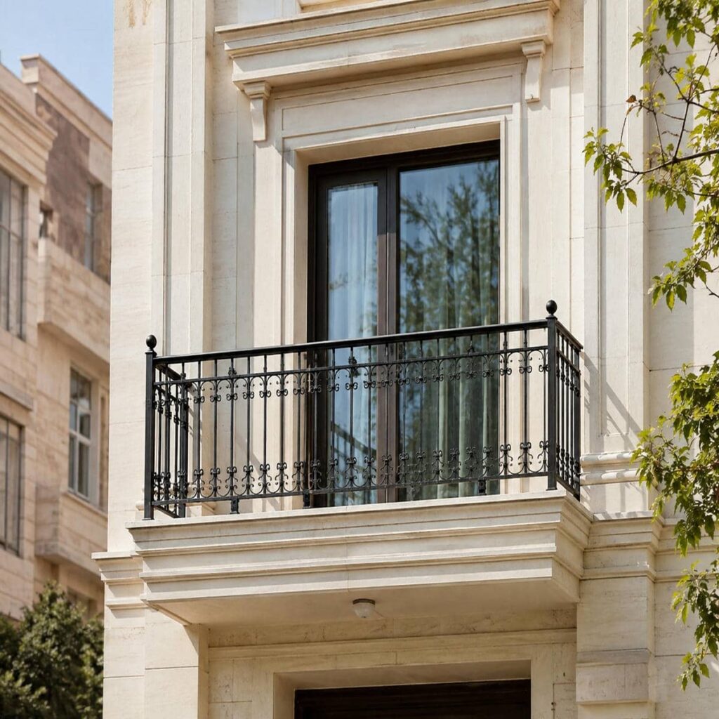 نرده بالکن در رشت هنگام بازدید تخصصی محل پروژه