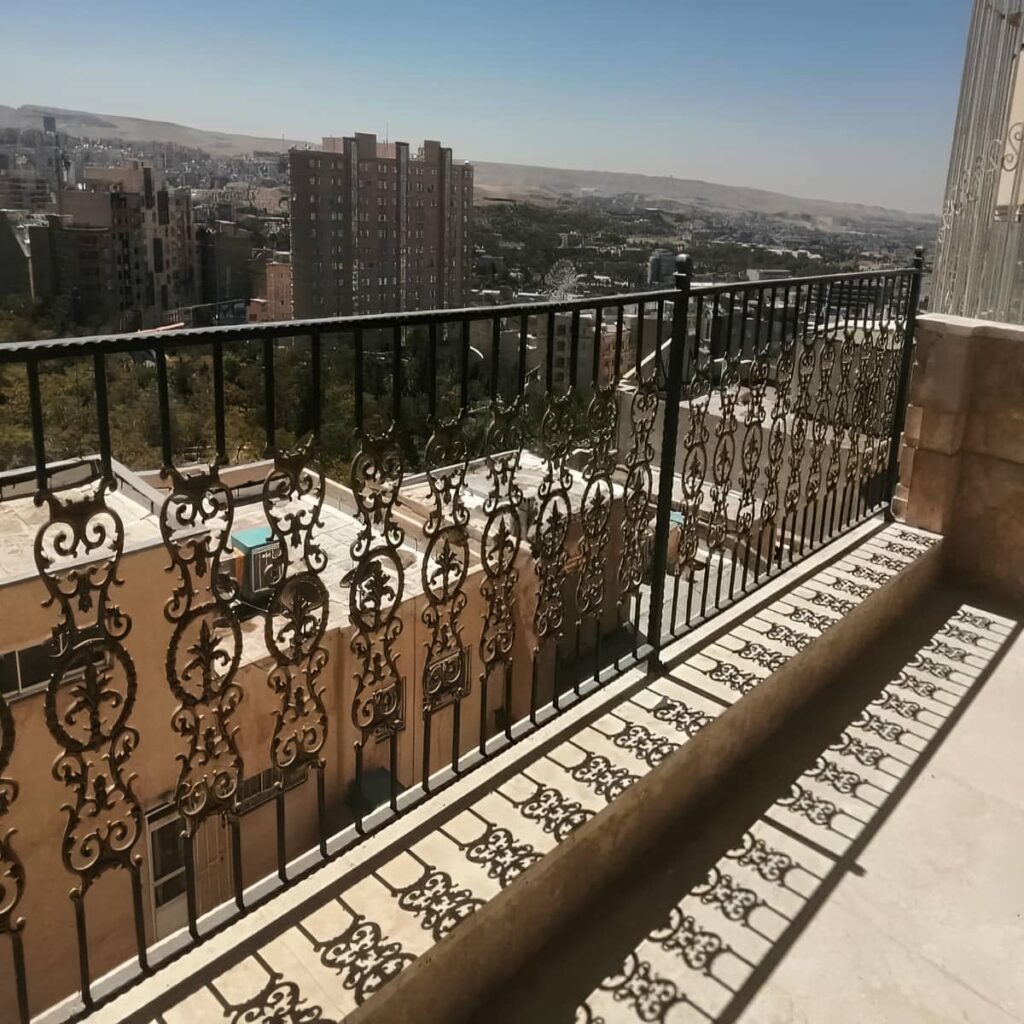 مرکز تخصصی عرضه نرده بالکن با اندازه‌گیری و ابعاد سفارشی در اراک و حومه