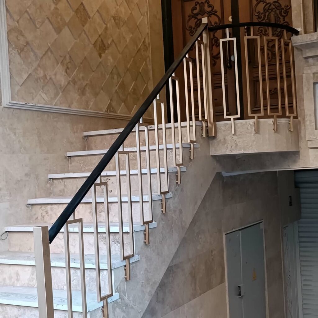 اندازه‌گیری مسیر کم‌عرض برای سفارش دست‌انداز سفید