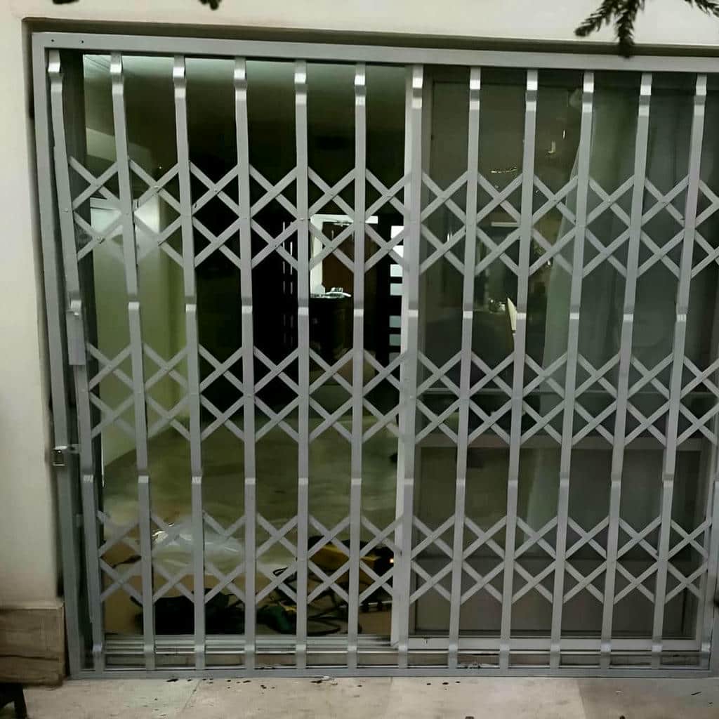 بررسی امنیت گارد تاشوی ورودی با چارچوب سفارشی