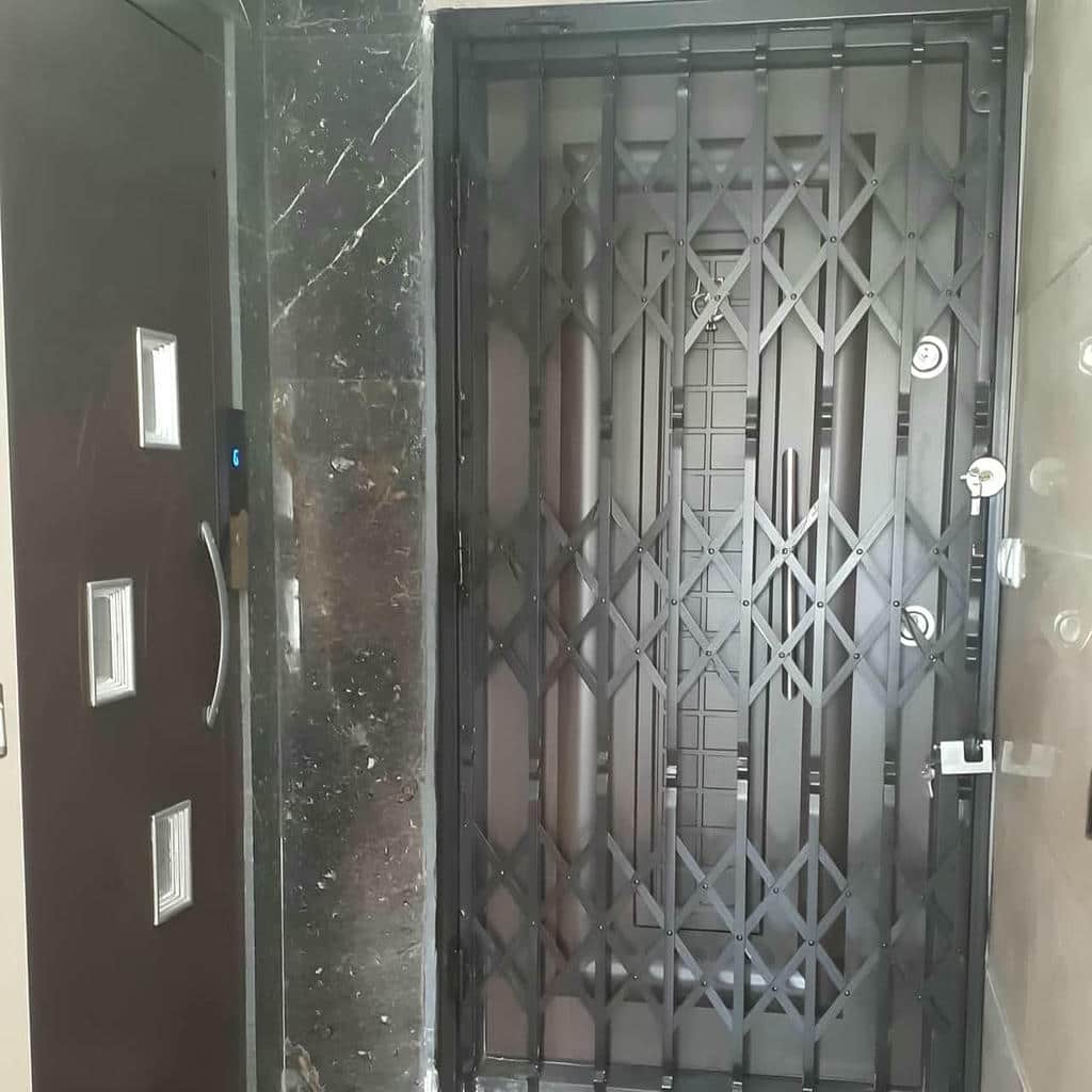 حفاظ آکاردئونی با پرچ و اتصالات قابل بررسی