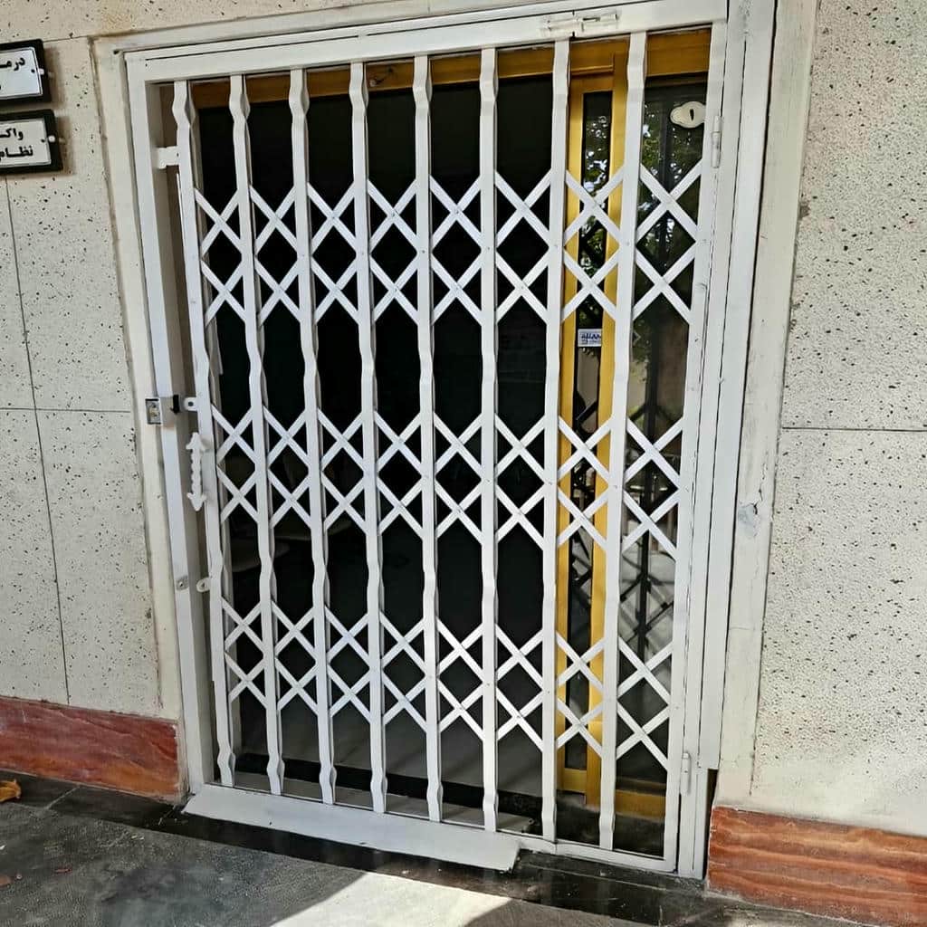 درب آکاردئونی مدرن با رنگ سفارشی