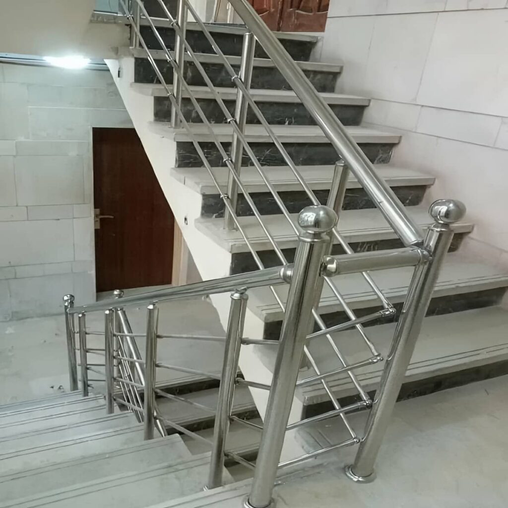 مشاوره انتخاب آلیاژ نرده فلزی زنگنزن مشاوره انتخاب آلیاژ نرده فلزی زنگنزن