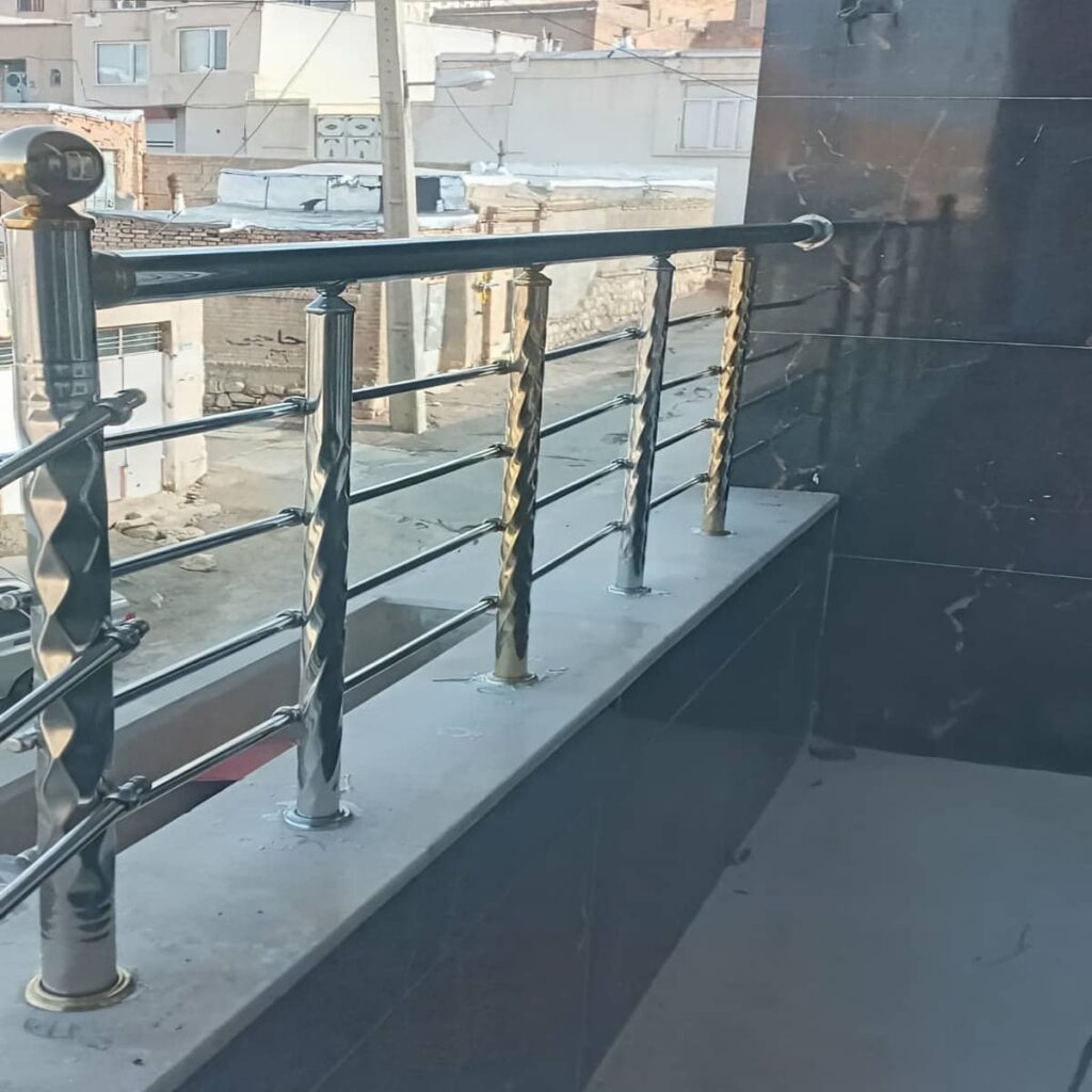 نرده بالکن آهنی و استیل