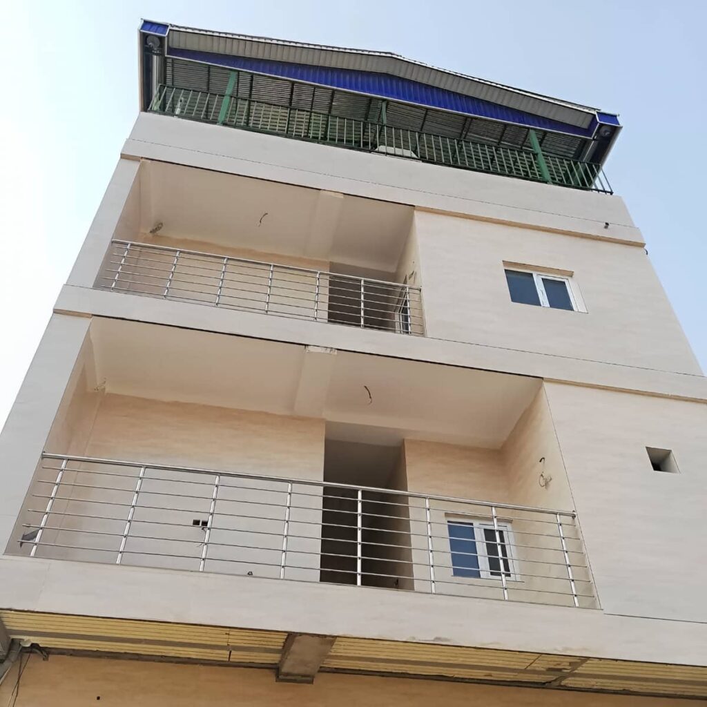 نرده بالکن استیل مناسب تراس