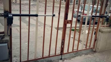 جک درب پارکینگ برای درب حیاط در معرض باد