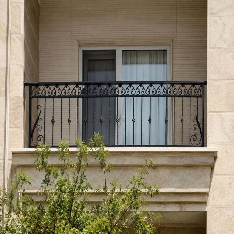 نرده بالکن برای بالکن کوچک